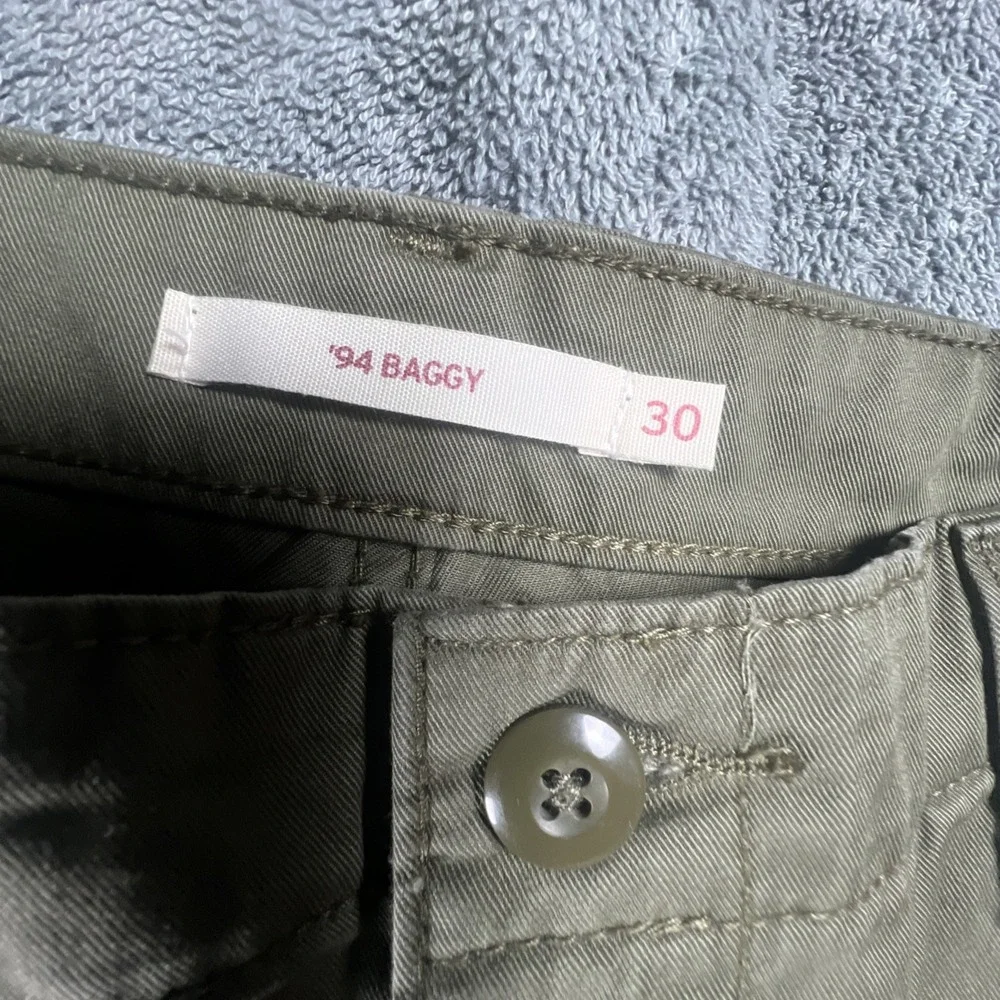 Levis 94 Baggy Pants Womens 30‎ 32x30  Olive Green Cargo Baggy Loose Y2K